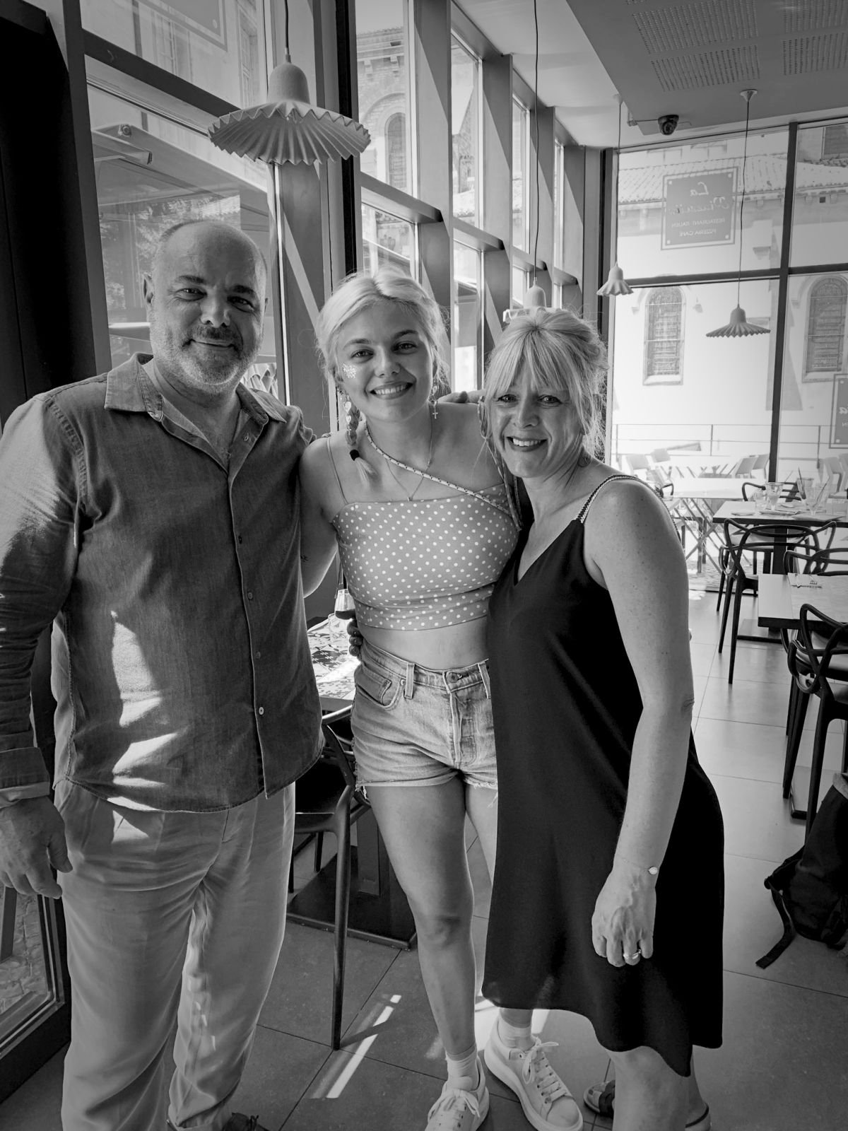 Louane à la Piazzetta Nîmes